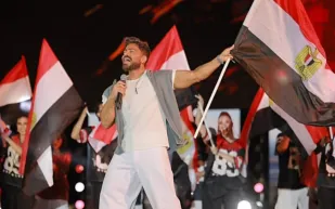 تامر حسني يستعيد ذكرياته الكروية مع الأهلي تزامنًا مع أجواء كأس العالم 2026 ( فيديو)