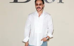 باسل خياط وأحمد مالك يخطفان الأنظار في عرض "ديور" لربيع 2027