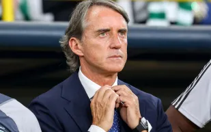 بعد إعلانه مديرًا فنيًا لمنتخب إيطاليا.. ماذا حقق مانشيني في ولايته الأولى؟