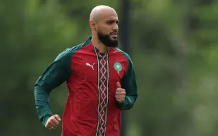 صفقة مغربية على رادار الاتحاد.. هل يرتدي أمرابط قميص العميد؟