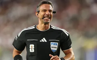 من هو حكم نهائي كأس العالم 2026؟ ولماذا اختارته فيفا؟
