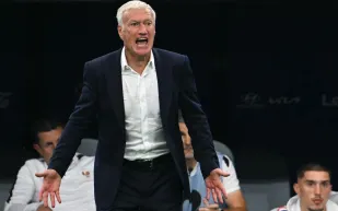 مدرب فرنسا يفتح ملف التحكيم بعد الخروج من كأس العالم 2026.. ماذا قال؟