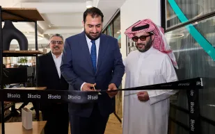سمو سفير خادم الحرمين الشريفين لدى المملكة المتحدة يفتتح المقر الدولي لشركة صلة في لندن برفقة رئيس هيئة الترفيه
