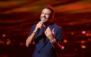 محمد حماقي على مسرح طلال مداح.. تفاصيل الموعد وطرح التذاكر 