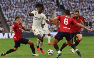 بعد الانتقادات الأخيرة.. تعرّف على أبرز أرقام كامافينجا بقميص ريال مدريد