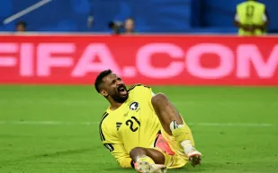 حارس الهلال يكشف كواليس الموسم الشاق.. ماذا قال عن اللقب العالمي؟