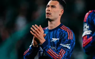 الهلال السعودي يتصدر سباق التعاقد مع غابرييل مارتينيلي.. تعرّف على مسيرة صاحب الـ25 عامًا