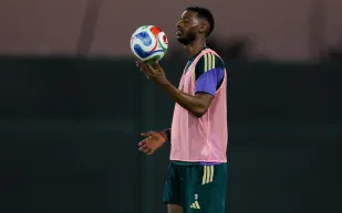 من هو عبد الله رديف: نجم الهلال الذي اقتنصه الأهلي؟