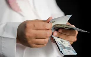 استقرار أسعار العملات في السعودية مقابل الريال السعودي اليوم الخميس