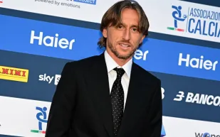 لوكا مودريتش يحتفل بعيد ميلاده الـ41.. قائد الجيل الذهبي ومهندس البطولات