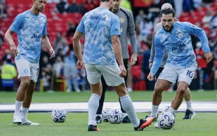 مباريات اليوم.. مانشستر سيتي يواجه نوريتش ومارسيليا يصطدم ببشيكتاش