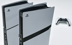PlayStation 5 Pro بلا مشغّل أقراص.. هل يمكن إضافة واحد؟