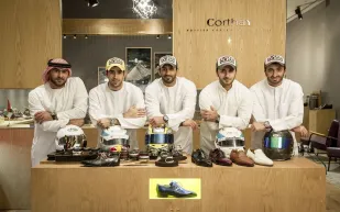 كورثاي ميزون تعقد شراكة مميزة مع فريق صقور سكاي دايف دبي الإماراتي