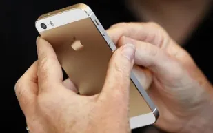 توقعات بانخفاض كبير في سعر هواتف "آيفون 6"