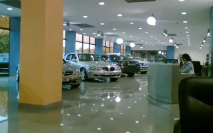 دراسة وضع قيود على امتلاك السيارات الخاصة في دبي