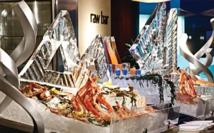 بالصور: وجهة مثالية للطعام يوم الجمعة بدبي.