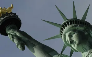 استثمر مليون دولار وأحصل على حق الإقامة بأمريكا