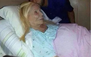 صورة نادرة لصباح على سرير المرض تجتاح مواقع التواصل