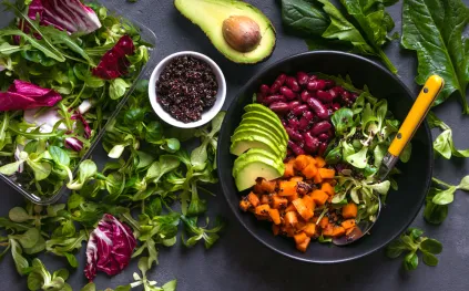 النظام الغذائي النباتي: هل هو صحي فعلًا؟ فوائده، مخاطره وطريقة اتباعه