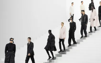 خريف وشتاء 2025: ألوان وصيحات الموسم التي تحكي قصّة أناقتك الجديدة