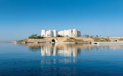 من عمق البحر إلى قمّة الترف.. أمالا تعيد رسم حدود الرفاهية