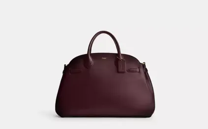 أناقة الذكور تتصدّر: أكثر المنتجات الرجالية طلبًا على Lyst