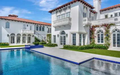 "منزل الأحلام" في بالم بيتش يُعرض للبيع بسعر قياسي