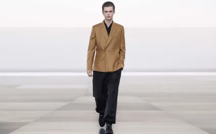 إطلالتك تعبر عنك...  حين تتحرّر النِّسَب وتتجلّى الألوان