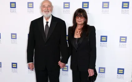 مأساة عائلية: نجل روب راينر قيد الاحتجاز بعد وفاة والديه.. ما الذي حدث؟