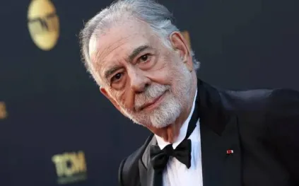 بيع ساعة يد لكوبولا بسعر قياسي في مزاد علني