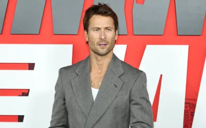 غلين باول يشارك تمرينه السري لاكتساب 20 رطلاً في عضلات الذراعين والكتفين  