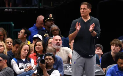 لماذا ينصح مارك كوبان الشباب بالعمل في الشركات الصغيرة والمتوسطة بدلًا من الشركات الكبرى؟