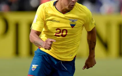 مصرع ماريو بينيدا مدافع برشلونة غواياكيل بالرصاص في الإكوادور