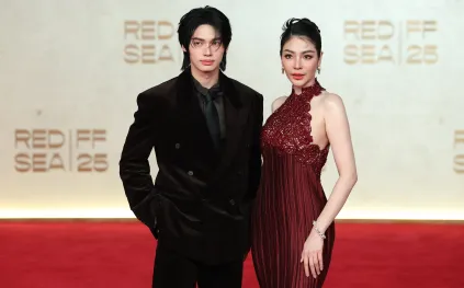 بعد أسبوع الأزياء بالرياض.. وين ميتاوين يخطف الأضواء في مهرجان البحر الأحمر (فيديو)