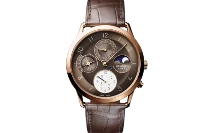 تحفة ذهبية جديدة من Hermès.. ساعة تجمع بين الرقة والتقنية العالية