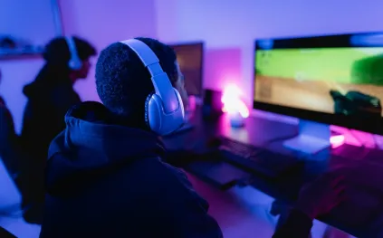 لاعبو فيديو يحصلون على 1.57 مليون دولار بعد تسريب بياناتهم الشخصية