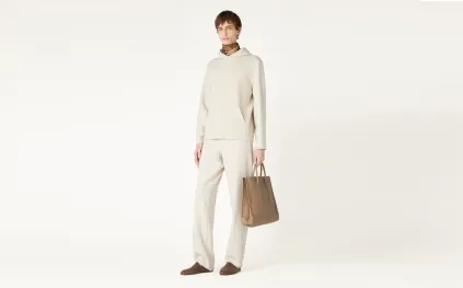 من الطابع الرياضيّ إلى المميّز: دليلك لاختيار أفضل سترة هودي شتاء 2026