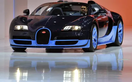 اختبار لعجلات صينية على Bugatti Veyron.. هل تتحمل السرعة القصوى؟