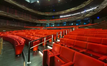 شباك التذاكر السعودي: «طلقني» يواصل الصدارة وسط منافسة مثيرة (فيديو)