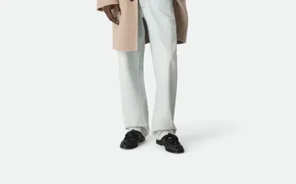 أحذية Le Loafers من Saint Laurent: لماذا أصبحت خيار النجوم؟