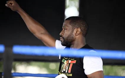 بعد «نزال القرن».. مواجهة ثانية بين مايويذر وباكياو تثير عالم الملاكمة