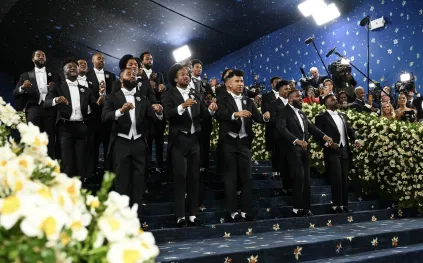 الكشف عن شعار حفل Met Gala 2026  وقائمة الحضور