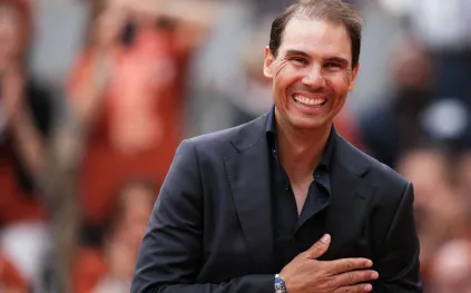 بعد وداع التنس: نادال يفاجئ جمهوره ويستعيد شغفه بالتزلج بعد غياب طويل