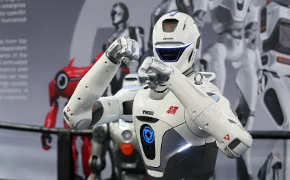 روبوتات بشرية جديدة تتقن الحركات البهلوانية والمهام الميدانية الصعبة (فيديو)