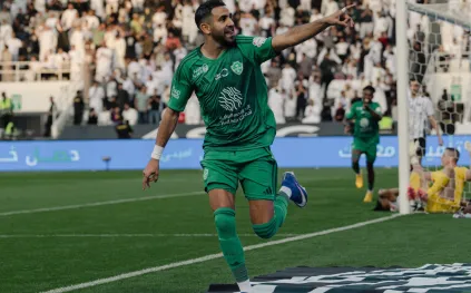 الأهلي يواجه النجمة.. أبرز مباريات اليوم في الدوري السعودي والمصري