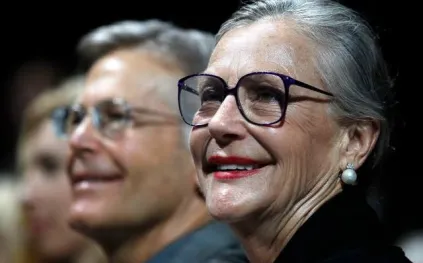 زلزال في قائمة أغنى أثرياء العالم.. صعود تاريخي لورثة "وول مارت"