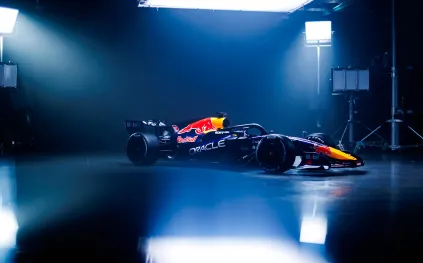 بين الأداء والهوية البصرية: قراءة في تصاميم سيارات الفورمولا 1 لعام 2026