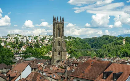 السياحة في فريبورغ: مدينة سويسرية بين ثقافتين