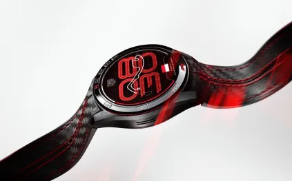 TAG Heuer Connected Calibre E5 × Formula 1.. ساعة ذكية بروح السباقات