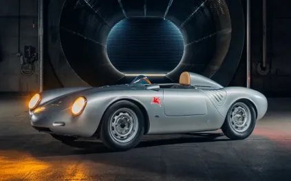عرض أيقونة السباقات "Porsche 550A Spyder" للبيع في مزاد موناكو